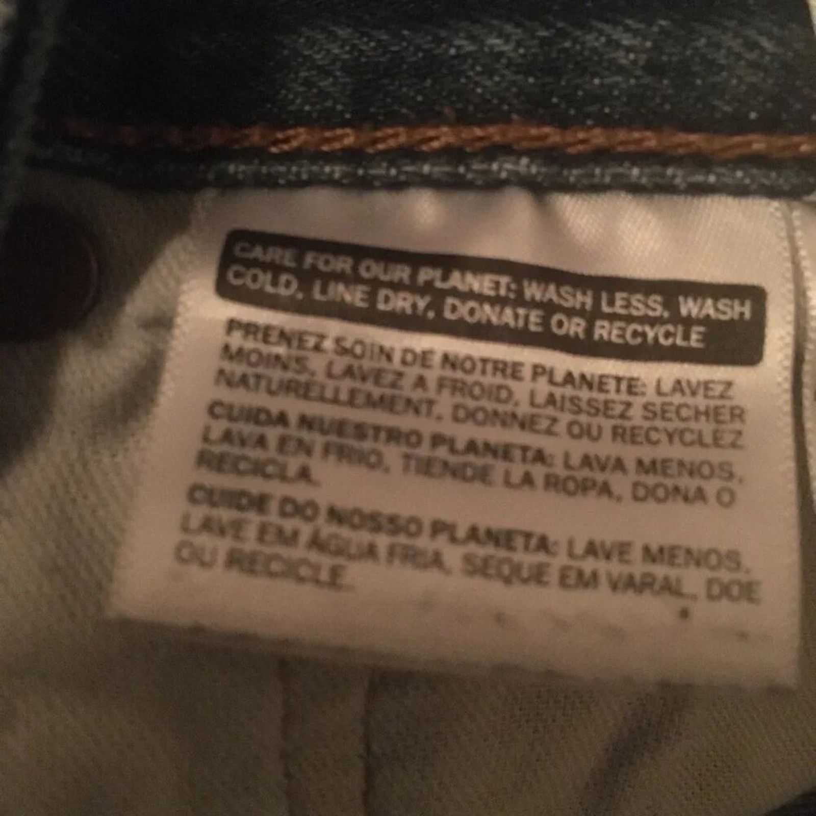 Levi's Levis 501 light wash button fly Jeans, size 31 Size US 31 - 11 Thumbnail
