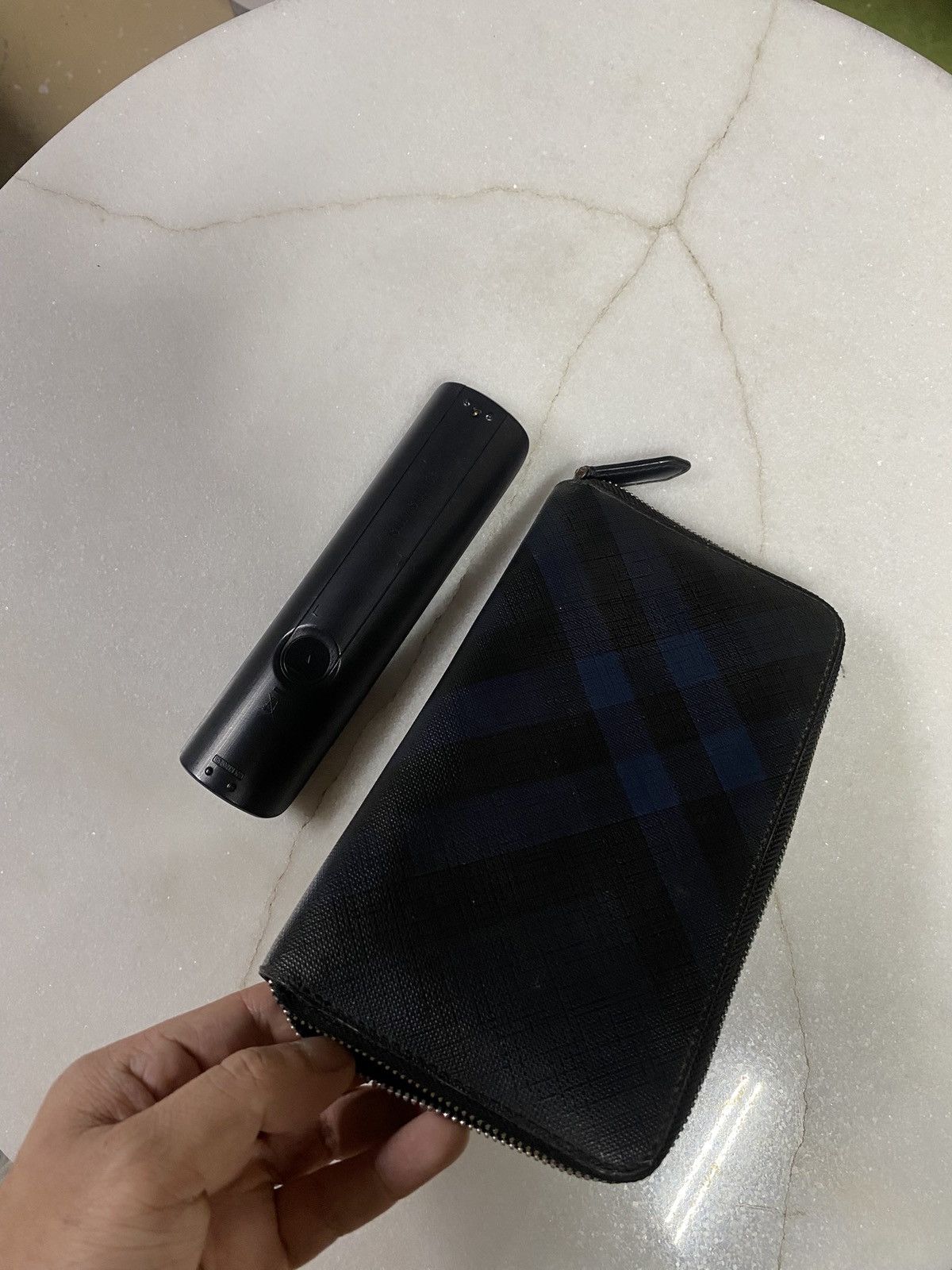 Burberry Burberry Plaid Blue Long Leather Wallet Preowned Size ONE SIZE - 6 Thumbnail