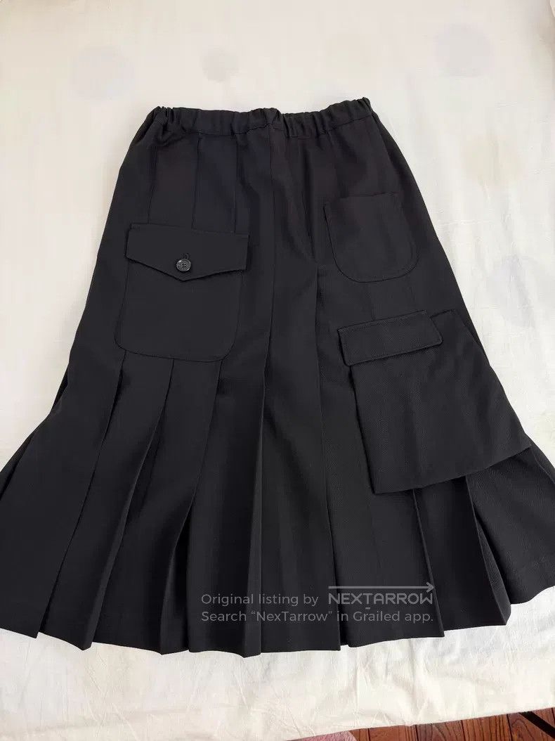 Comme des Garcons Comme Des Garcons size S Multi-pocketed pleated skirt Size 23" - 1 Thumbnail