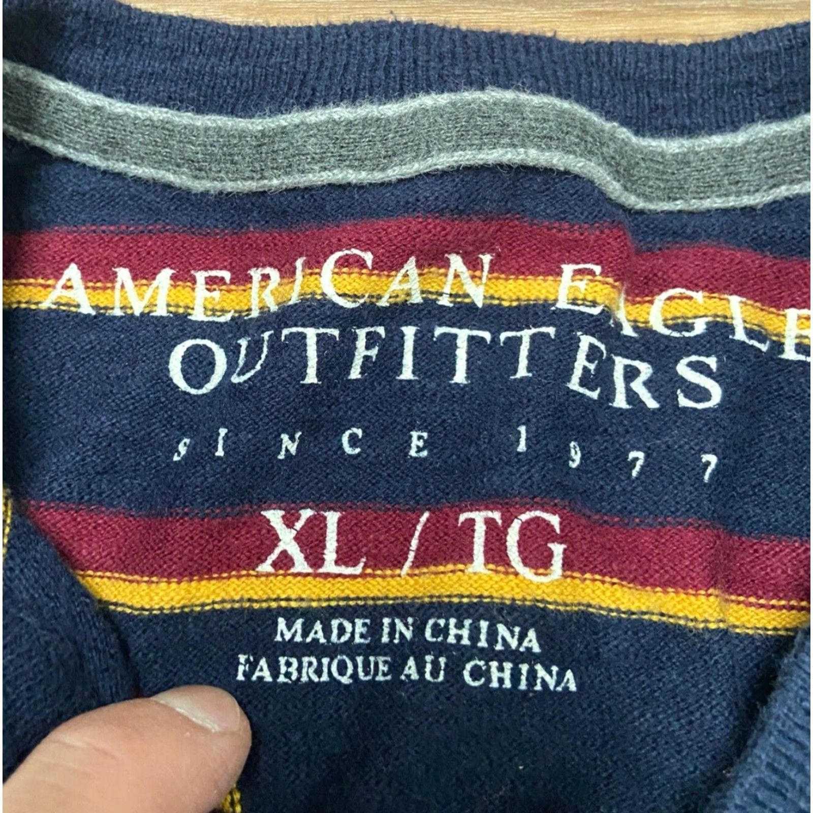 American Eagle Outfitters American Eagle Sweater Mens XL Navy Blue Striped V Neck Long Sleeve Pullover Size US XL / EU 56 / 4 - 3 Thumbnail