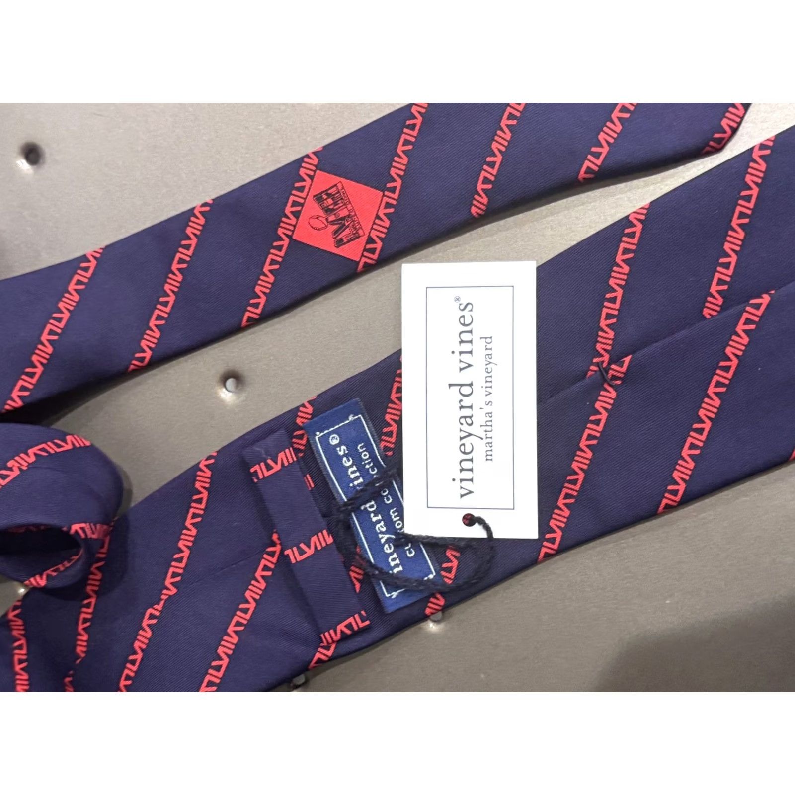 Vineyard Vines VINTAGE Vineyard Vines Las Vegas Super Bowl Original Neck Tie Size ONE SIZE - 5 Thumbnail