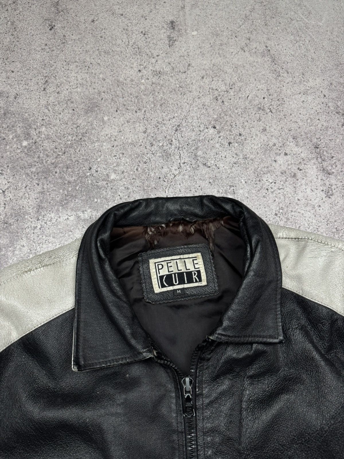 Japanese Brand VINTAGE USA BIG FLAG TRASHED LEATHER BIKER DISTRESSED JACKET Size US M / EU 48-50 / 2 - 7 Thumbnail