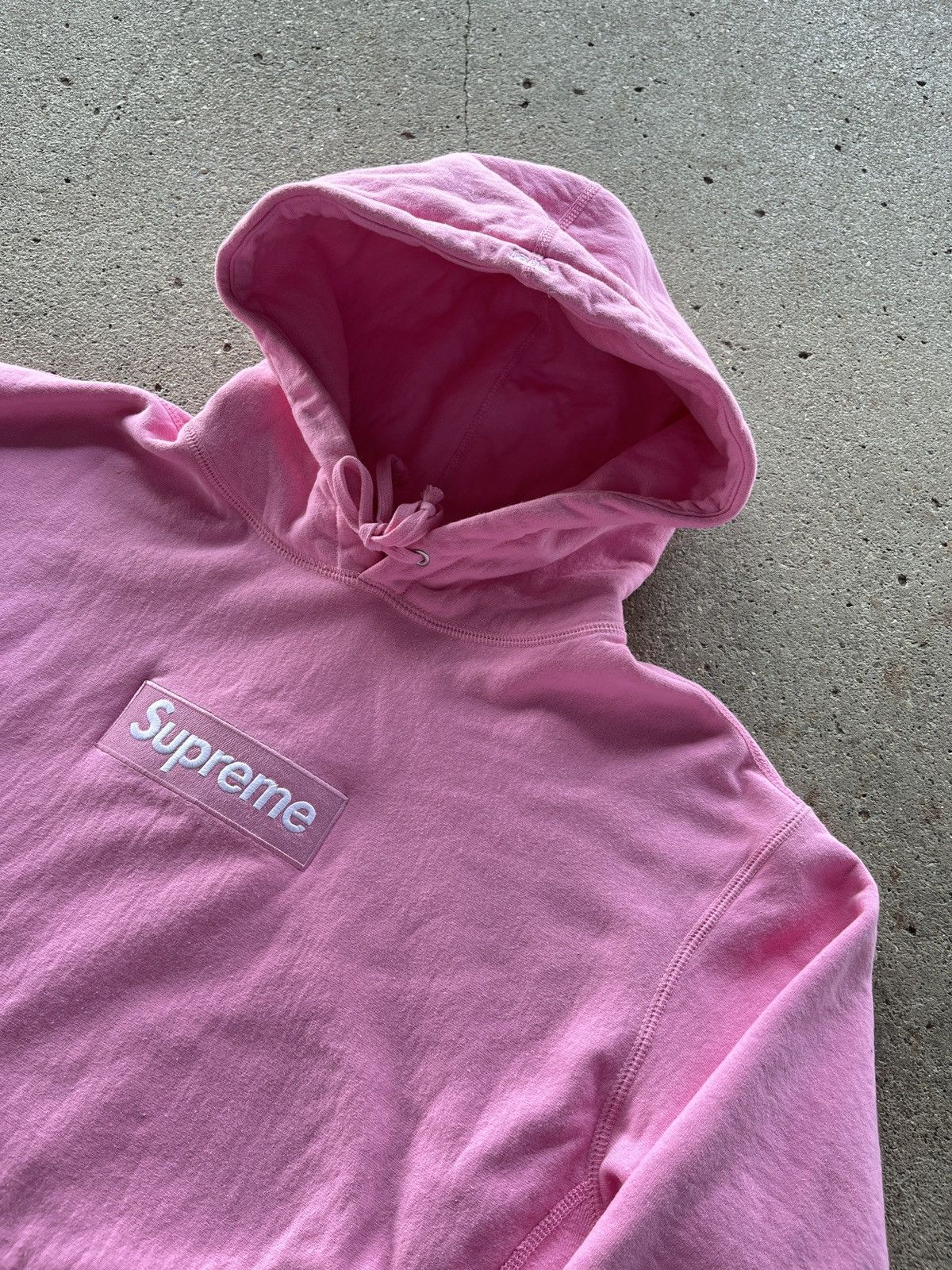 Supreme Supreme Pink Box Logo Hooded Sweatshirt Bogo Size US M / EU 48-50 / 2 - 3 Thumbnail