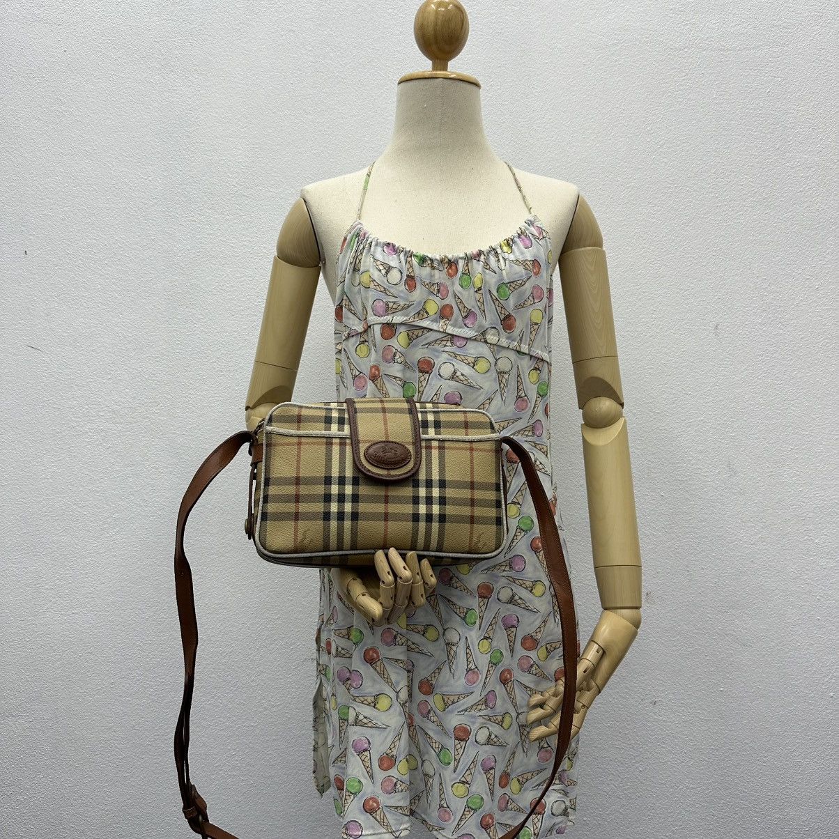 Burberry ‼️YES‼️ AUTH. VINTAGE BURBERRY NOVA CHECK CLUTCH SHOULDER BAG Size ONE SIZE - 20 Thumbnail