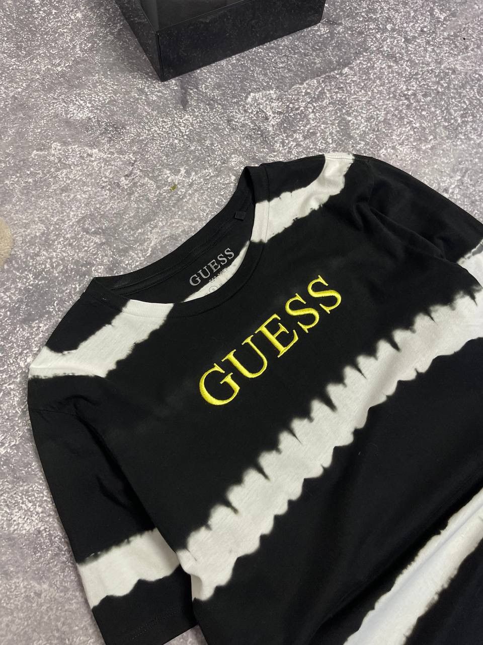 A$AP Rocky × Guess Asap Rocky Guess Tee size S Size US S / EU 44-46 / 1 - 2 Thumbnail