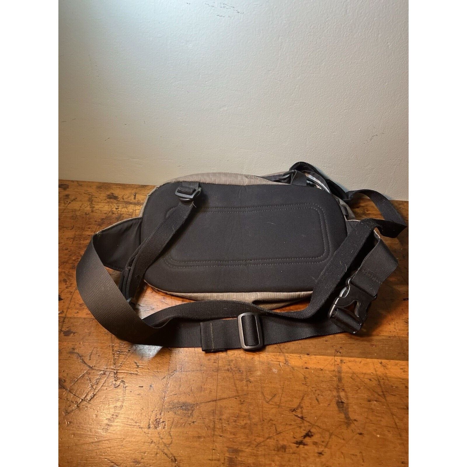 Patagonia Patagonia Hip Chest Bag Used Condition Rare Size ONE SIZE - 5 Thumbnail