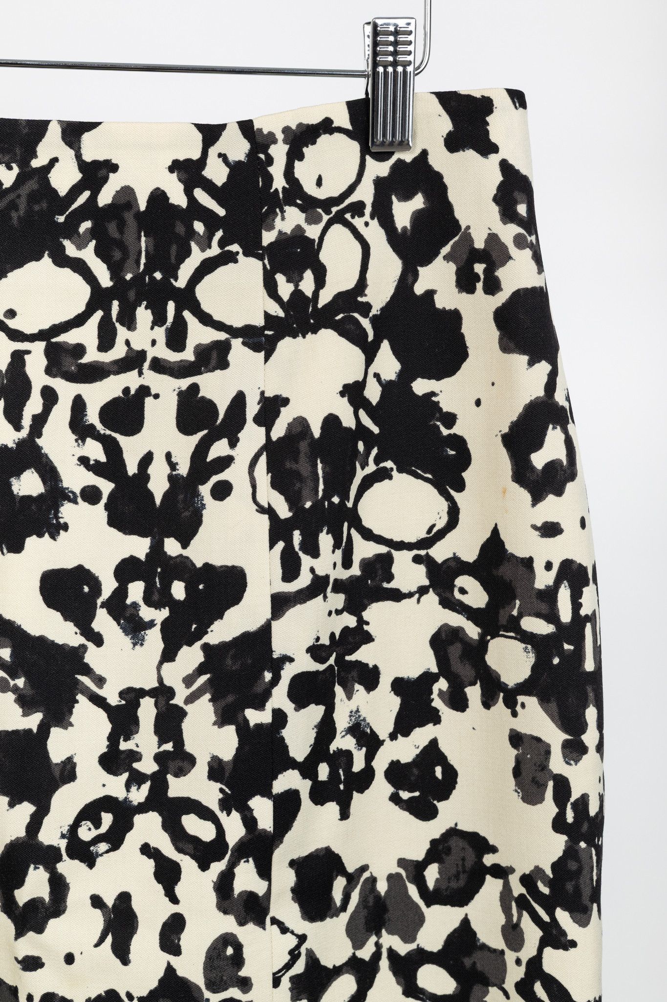 Yves Saint Laurent Yves Saint Laurent PF/08 Abstract Wool Pencil Skirt Size 28" / US 6 / IT 42 - 4 Thumbnail