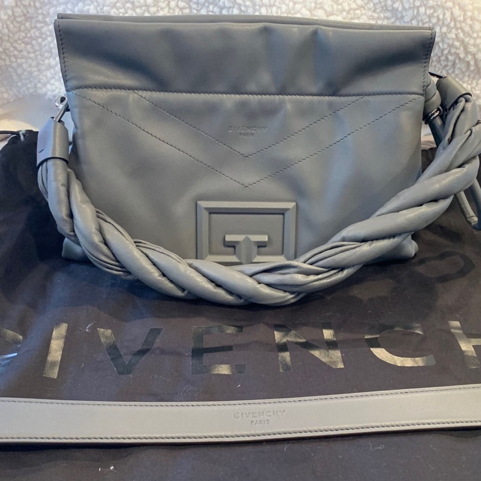 Givenchy Givenchy ID93 handbag - Like New! Size ONE SIZE - 4 Thumbnail