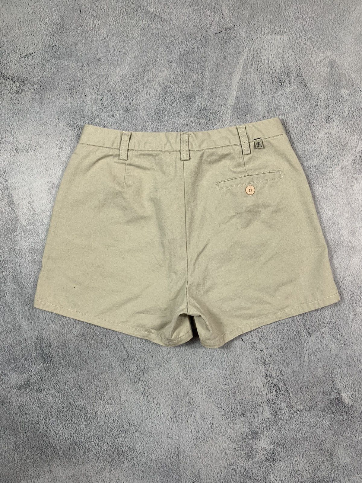 Calvin Klein × Vintage Vintage Y2K Calvin Klein casual shorts Japanese size Size 27" / US 4 / IT 40 - 2 Thumbnail
