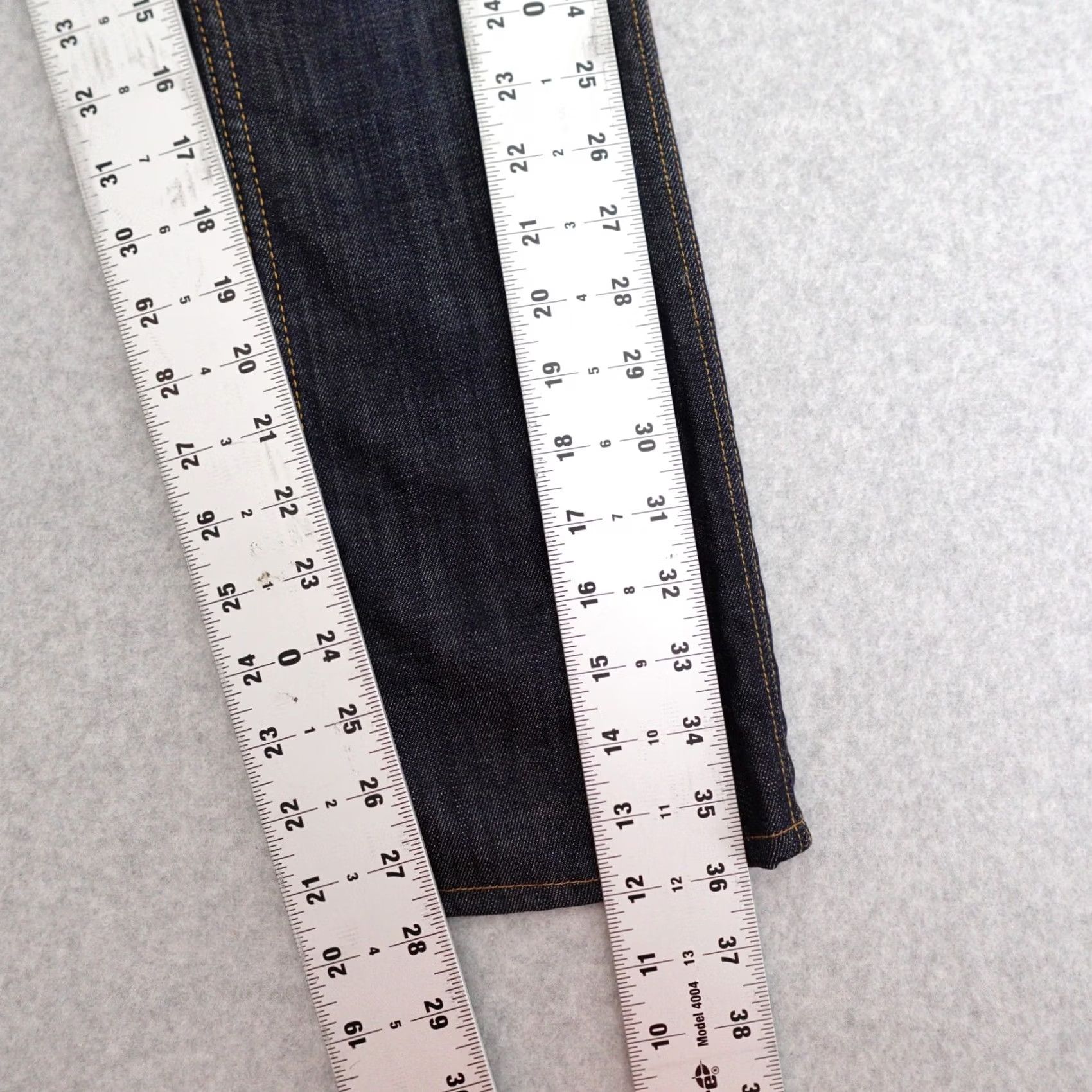 Hudson Hudson Jeans Skinny Denim Dark Wash 26 Women 26x28 Distressed Pockets USA 2000s Womens Jeans Size 26" / US 2 / IT 38 - 7 Thumbnail