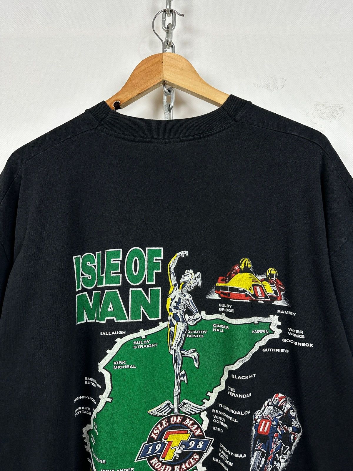 Vintage 1998 Vintage Isle Of Man Road Racing Moto T-Shirt Size US XL / EU 56 / 4 - 10 Thumbnail