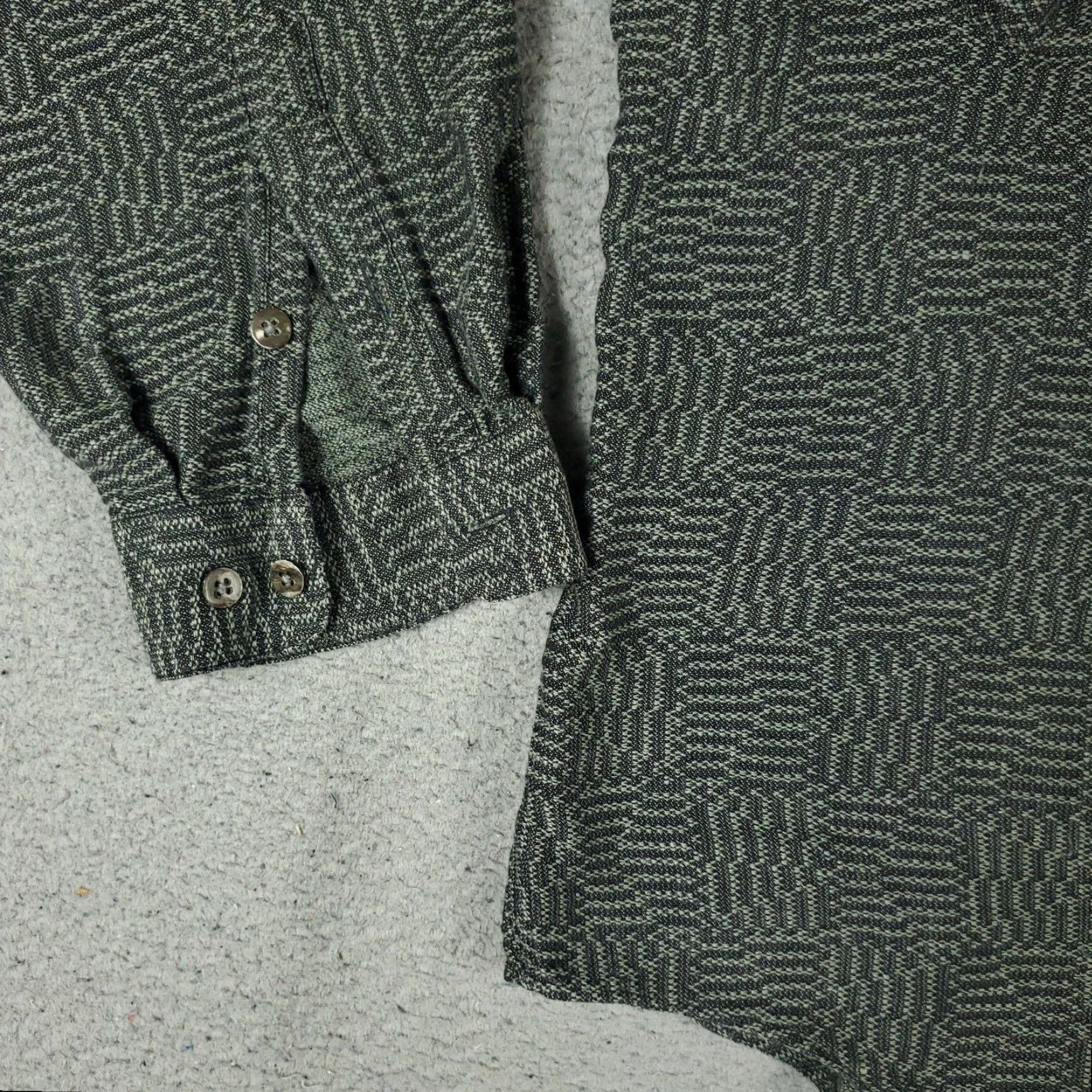 Vintage VINTAGE Jhane Barnes Shirt Mens XL Green/Gray 2 Pocket Abstract Button Up Long Sleeve Size US XL / EU 56 / 4 - 3 Thumbnail