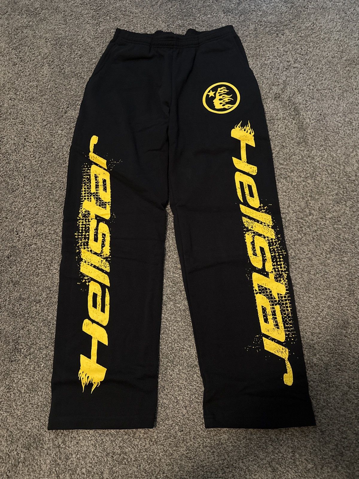 HELLSTAR 🔥🔥Hellstar Overseas exclusive Navy/yellow sweats - Medium🔥🔥 Size US 33 - 1 Thumbnail