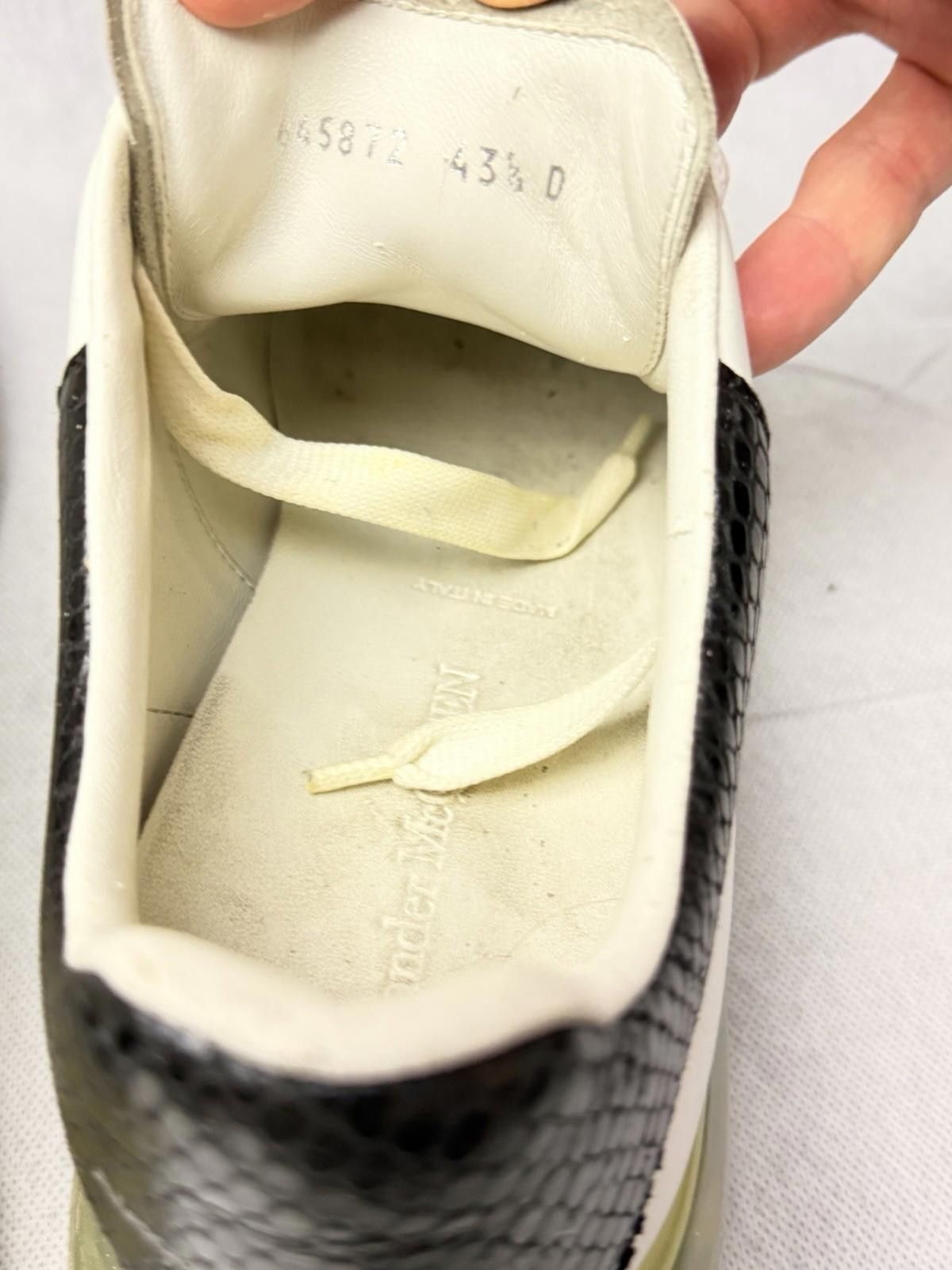 Alexander McQueen Alexander McQueen Oversized Transparent Sole Sneaker SZ 43.5 Size US 10.5 / EU 43-44 - 5 Thumbnail
