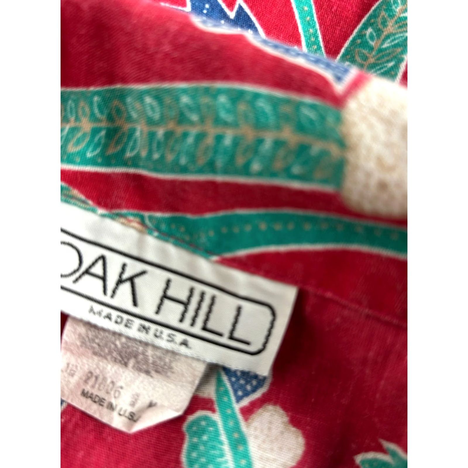 Vintage Vintage Oak Hill Womens Red Floral Batik Short-Sleeve Button-Up Blouse Large Size L / US 10 / IT 46 - 4 Thumbnail