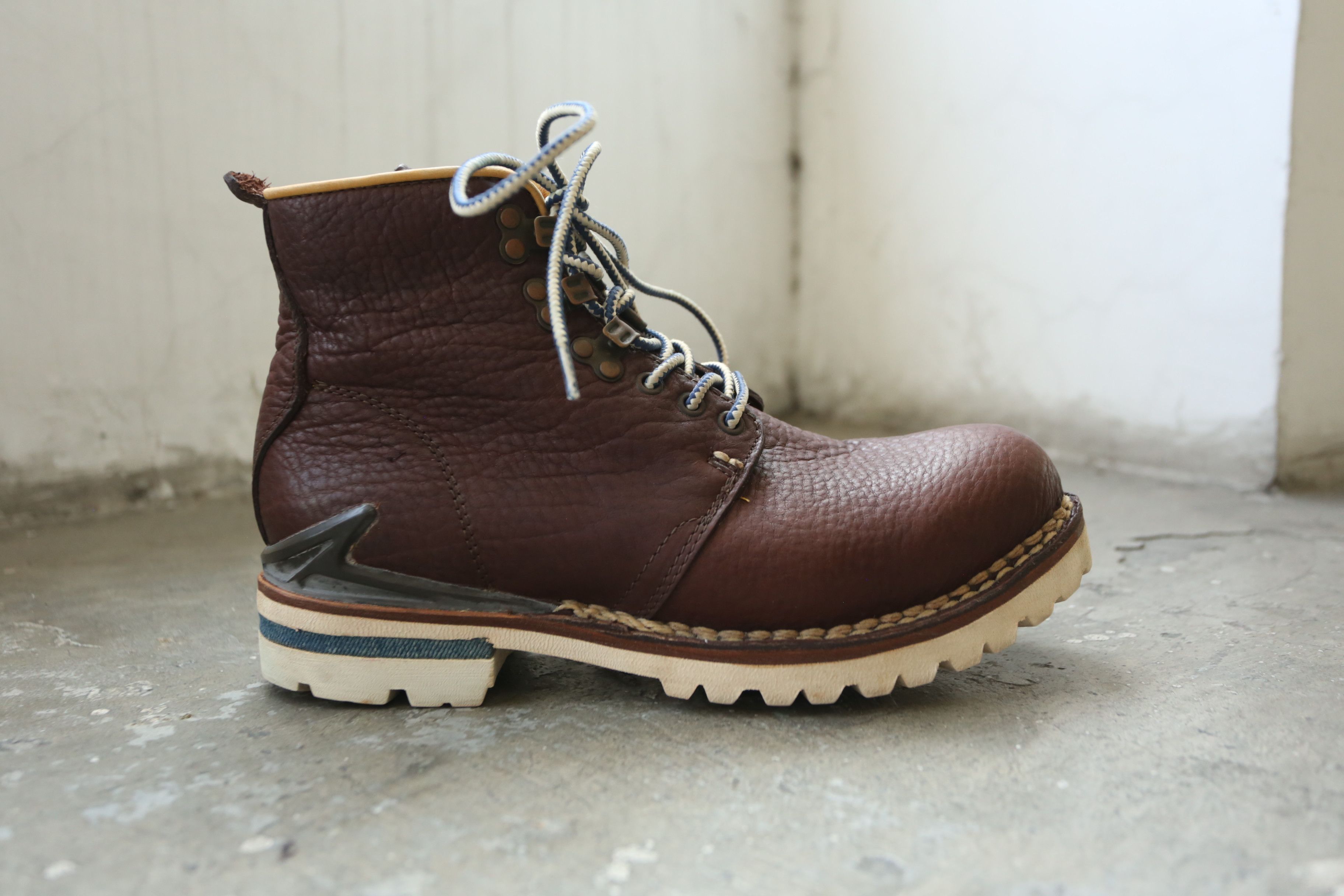 Visvim Visvim - F/W 11 - Zermatt Boots-Folk Size US 9 / EU 42 - 2 Thumbnail