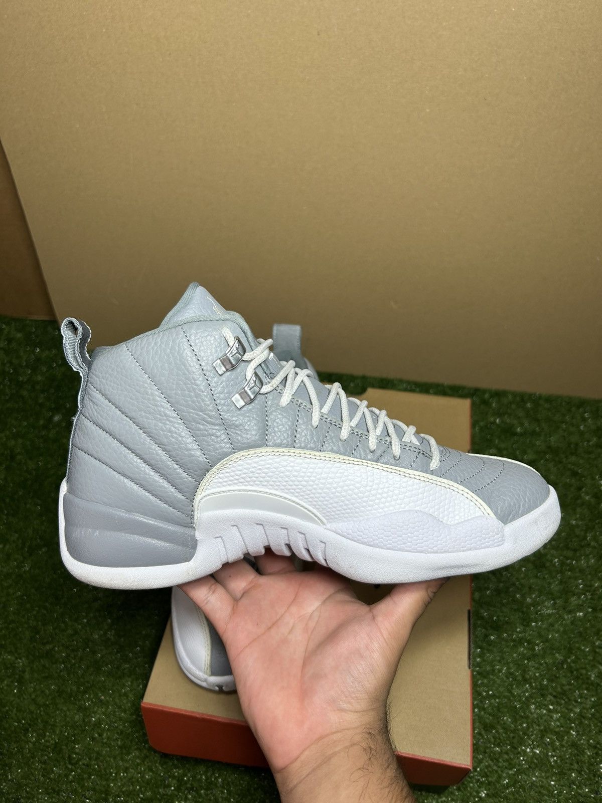 Jordan Brand Jordan 12 stealth Size US 8.5 / EU 41-42 - 4 Thumbnail