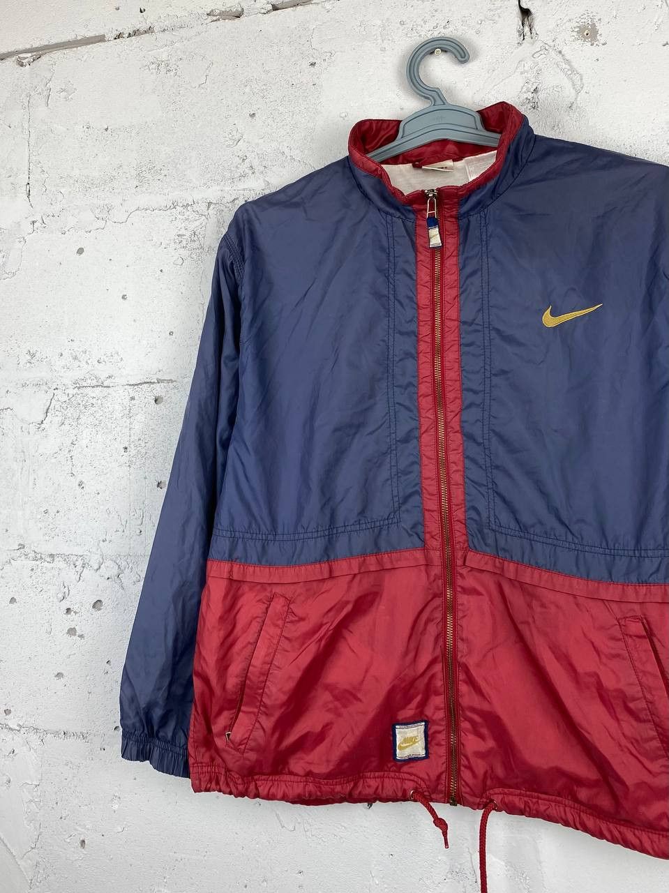 Nike × Vintage Nike Vintage Big Logo Swoosh Windbreaker Light Jacket Size US L / EU 52-54 / 3 - 4 Thumbnail