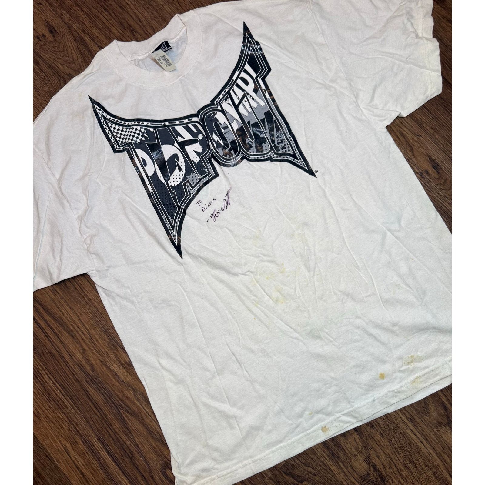 Tapout NWT Tapout Vintage Tshirt XL White Signed by Forest Griffin Size US XL / EU 56 / 4 - 1 Thumbnail