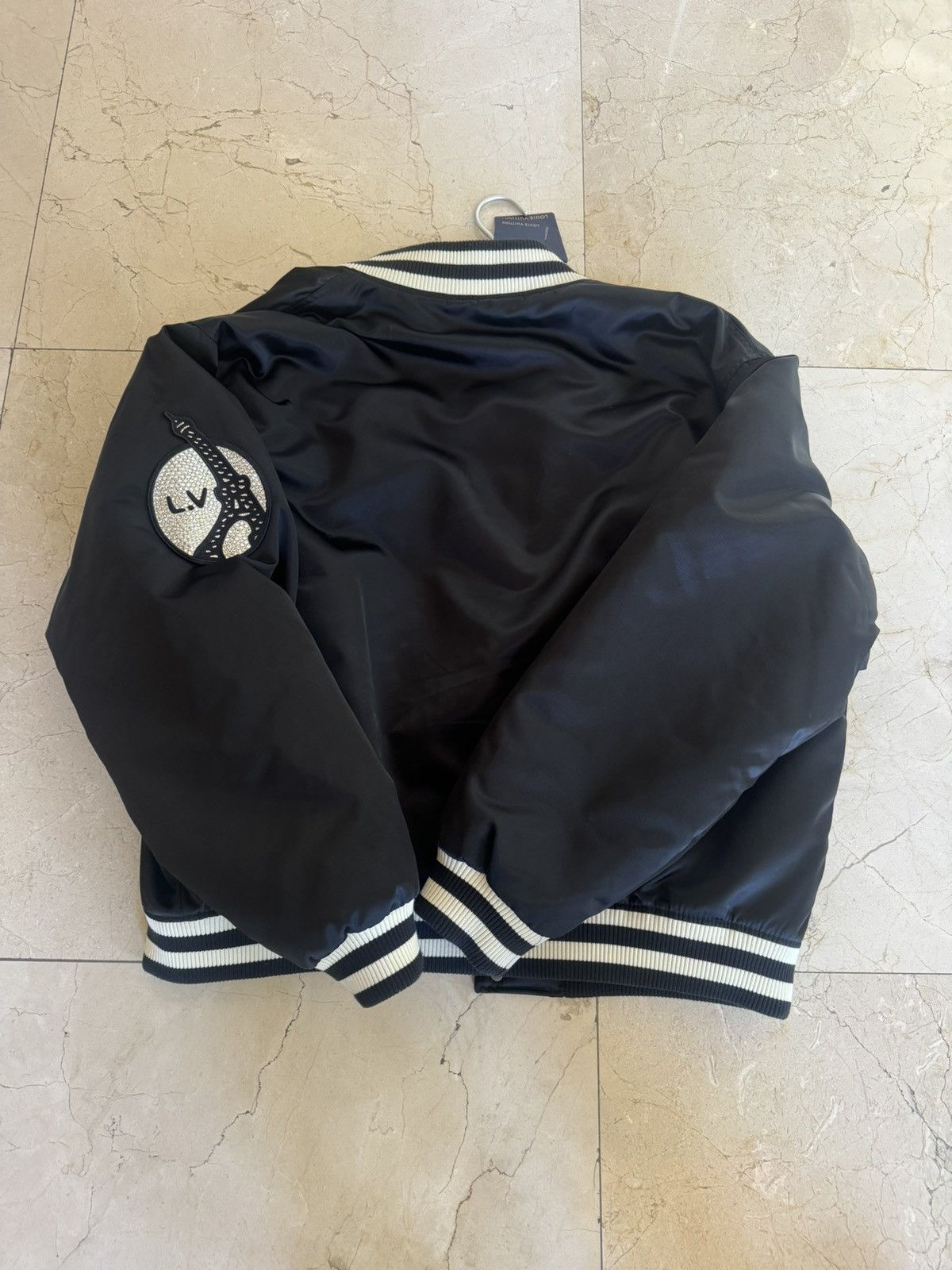 Louis Vuitton × Pharrell LOVERS CRYSTAL BOMBER JACKET Size US XL / EU 56 / 4 - 2 Thumbnail