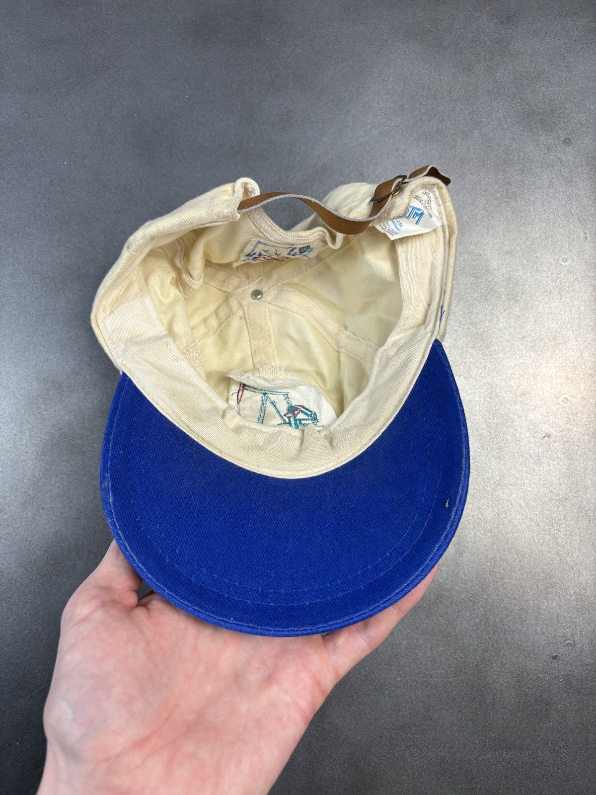 Vintage Kickin Ass Oil & Gas 1990s Vintage Hat Strapback Dad Cap 90s Size ONE SIZE - 7 Thumbnail