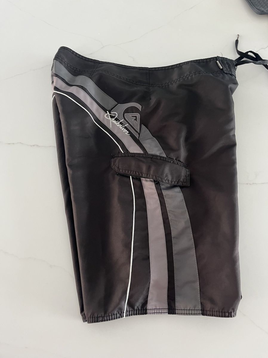 Quiksilver Quicksilver Boardshorts Size US 36 / EU 52 - 4 Thumbnail