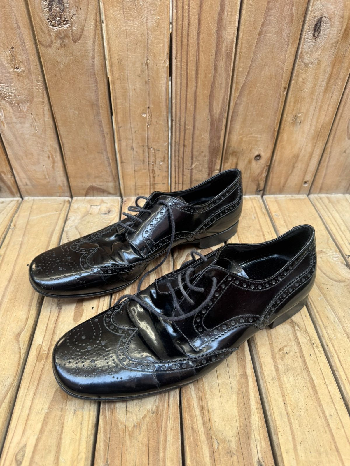 Prada Prada brogue wingtip perforated Men’s dress shoes UK 7 US 8 Size US 8 / EU 41 - 13 Thumbnail