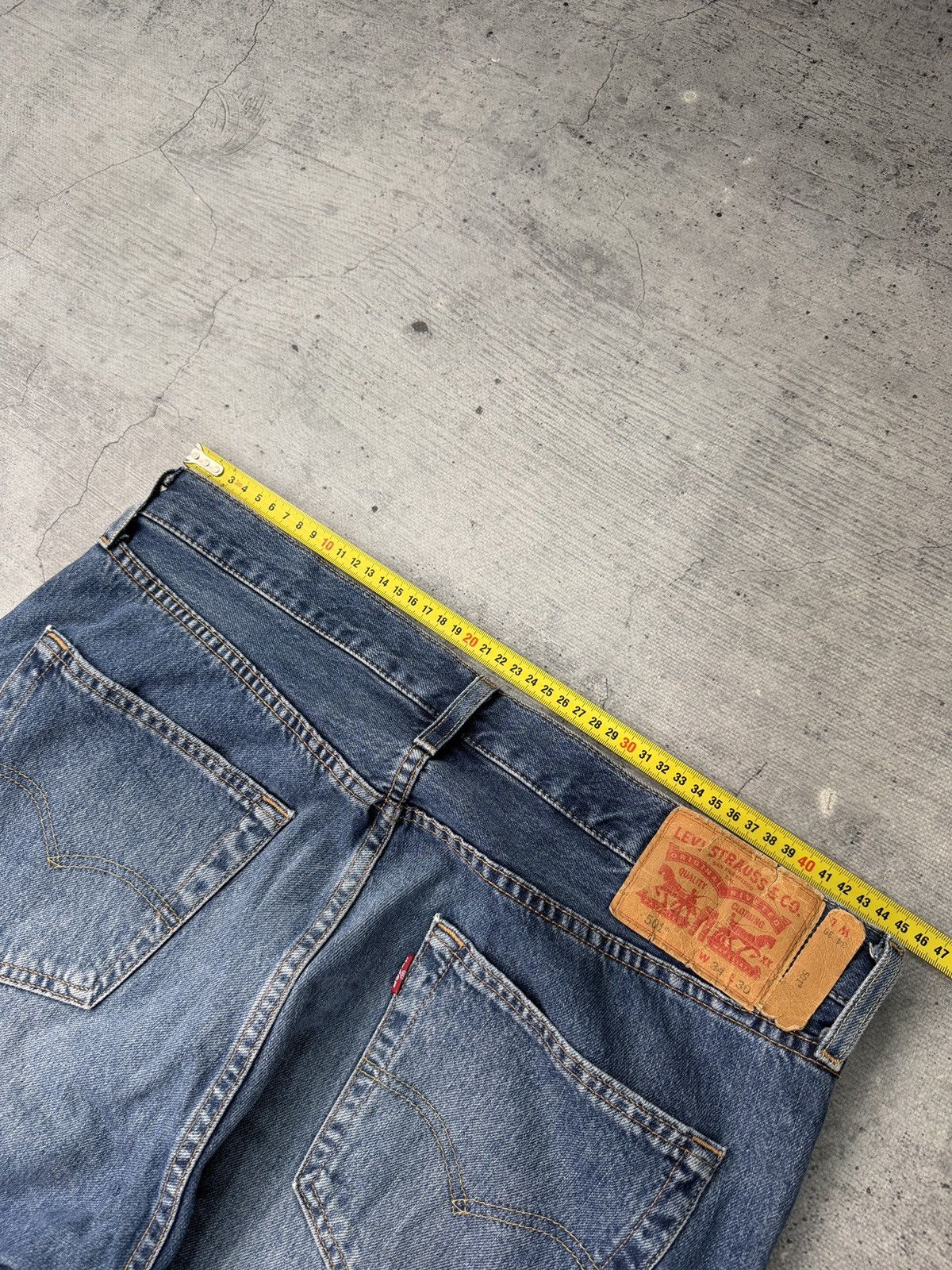 Levi's 90s Levi’s 501 Light Wash Cut Hem Jeans 34x30 Size US 34 / EU 50 - 6 Thumbnail