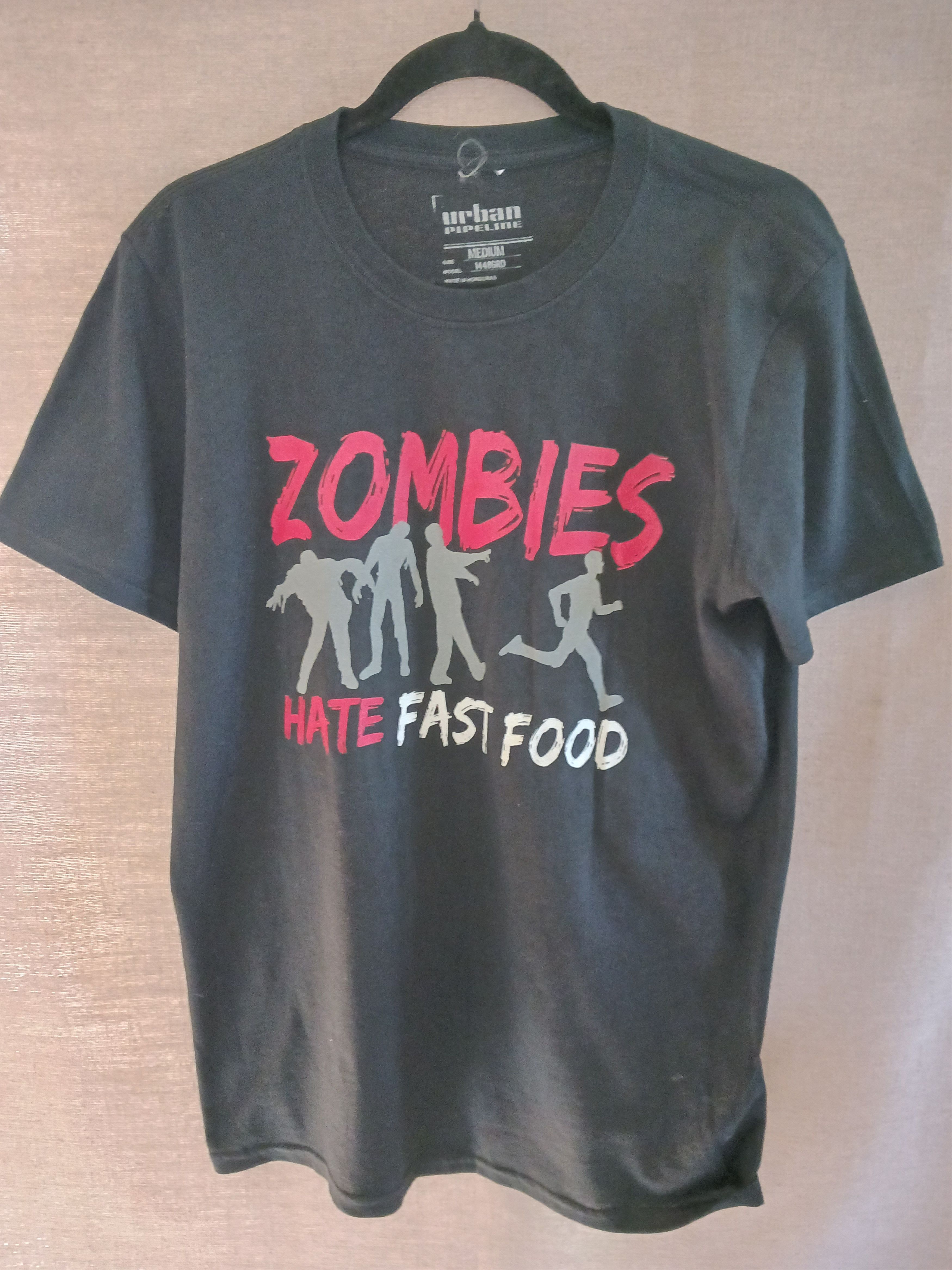 Urban Pipeline Vintage 90's "Zombies Hate Fast food" 100% Cotton T-Shirt Size US M / EU 48-50 / 2 - 1 Thumbnail