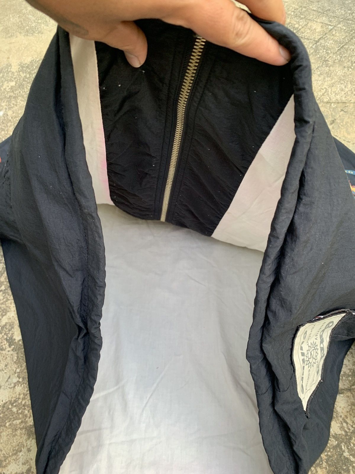 Gotcha × Vintage 1990s Gotcha Surf USA Dragon Graphic Sleeve Nylon Jacket Size US XL / EU 56 / 4 - 6 Thumbnail