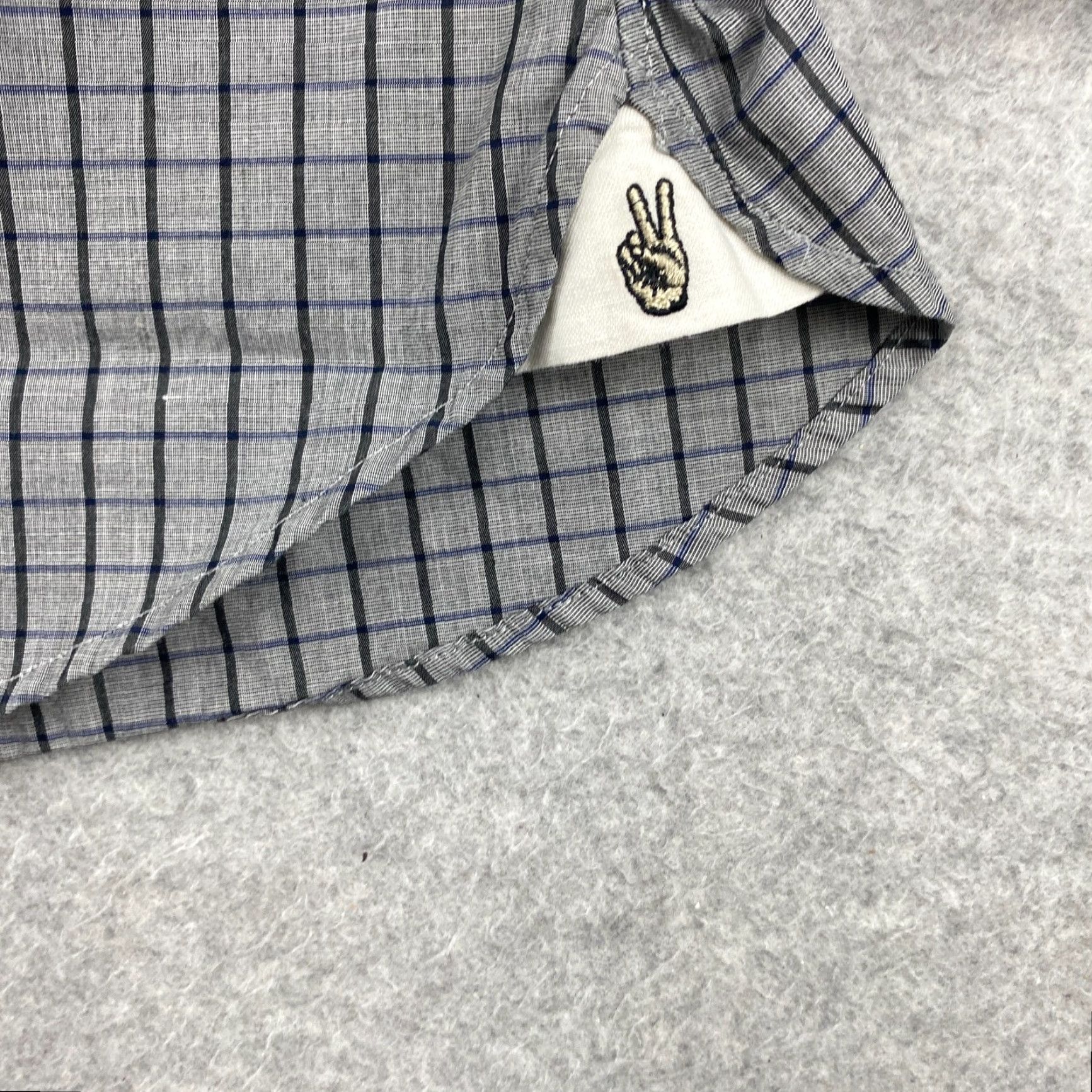 John Varvatos John Varvatos Star USA Shirt Button Up Mens XL 17.5 34/35 Gray Plad Long Sleeve Size US XL / EU 56 / 4 - 3 Thumbnail