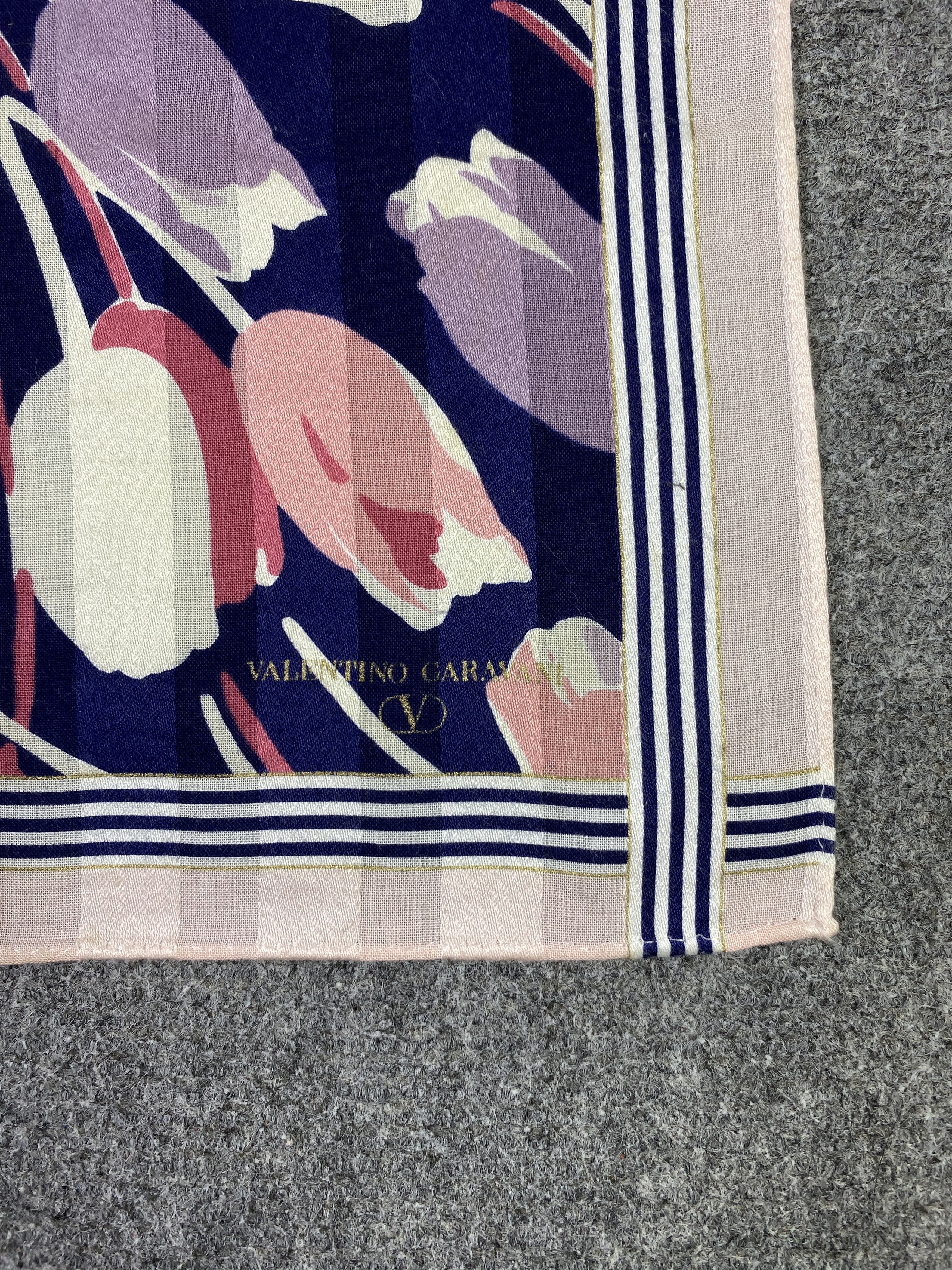 Valentino Vintage Valentino Garavani Handkerchief Neckerchief KT0041 Size ONE SIZE - 5 Thumbnail