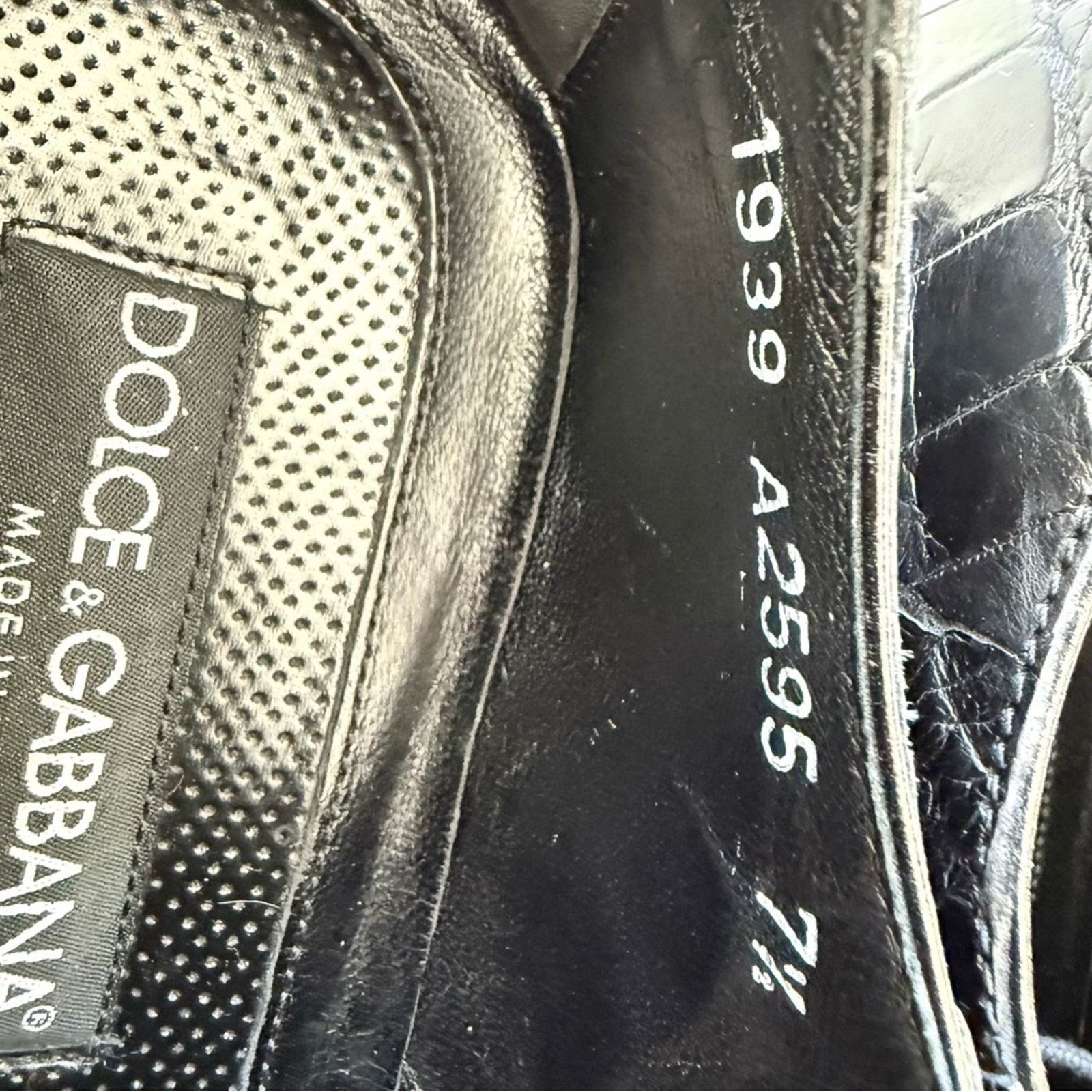 Dolce&Gabbana men crocodile skin size 37,5EU Authentic 4500$