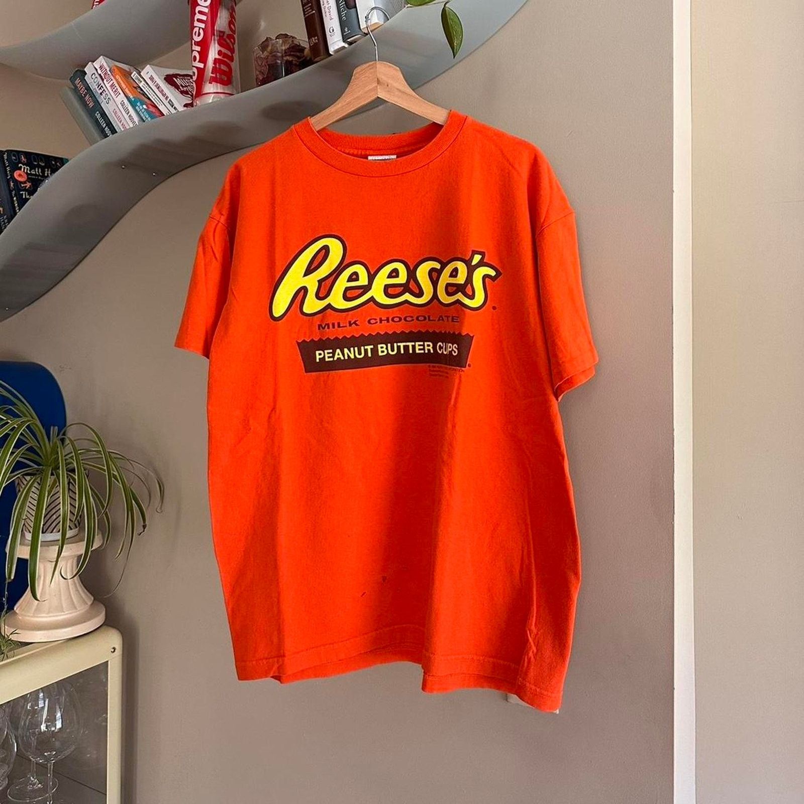 Vintage Vintage 1996 Reese's Peanut Butter Cups Shirt Size US L / EU 52-54 / 3 - 1 Thumbnail