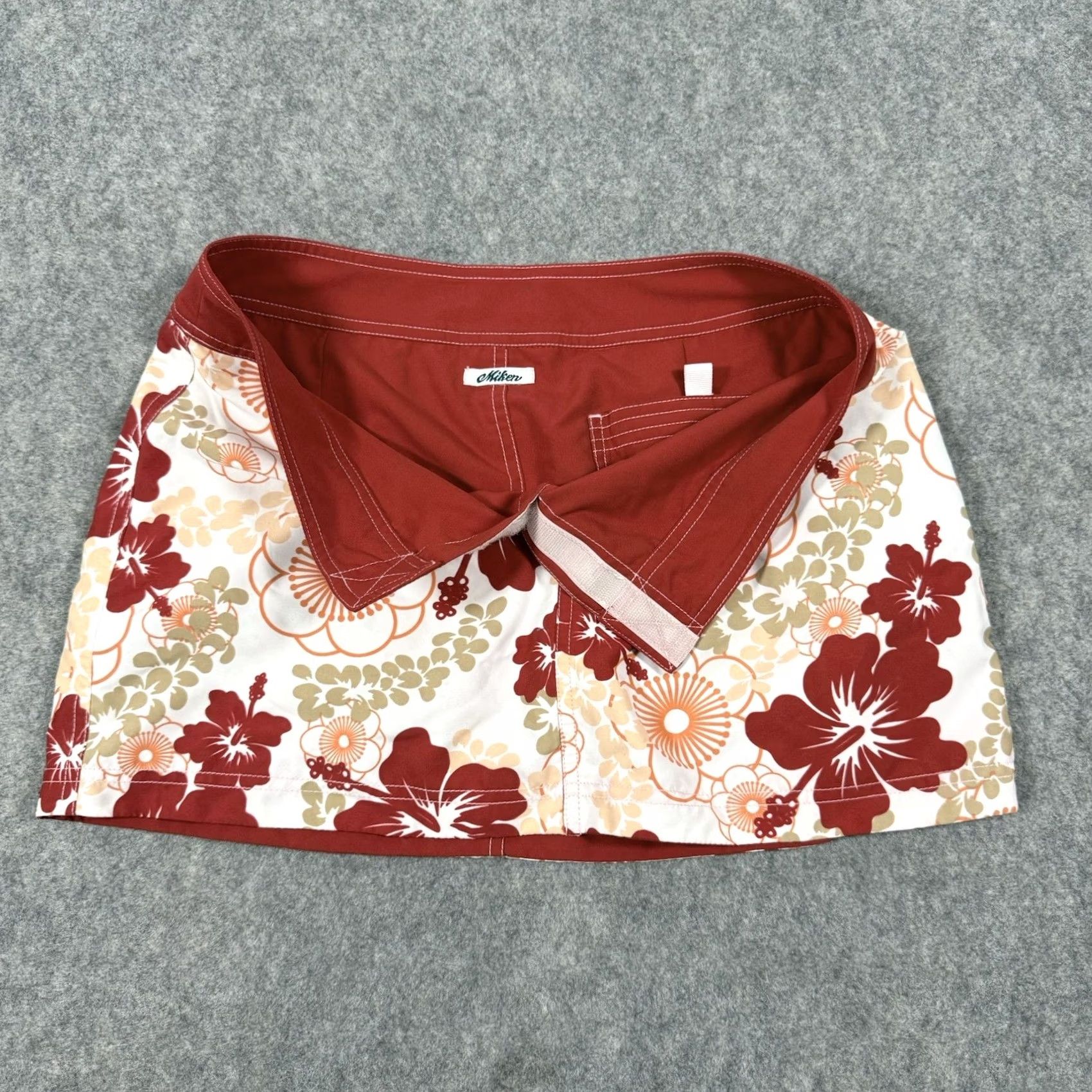 Vintage Miken Floral Print Swim Cover-up Two-Sides Skirt Juniors Fits Size Waist 32" Red Size 42" / US 20 - 3 Thumbnail