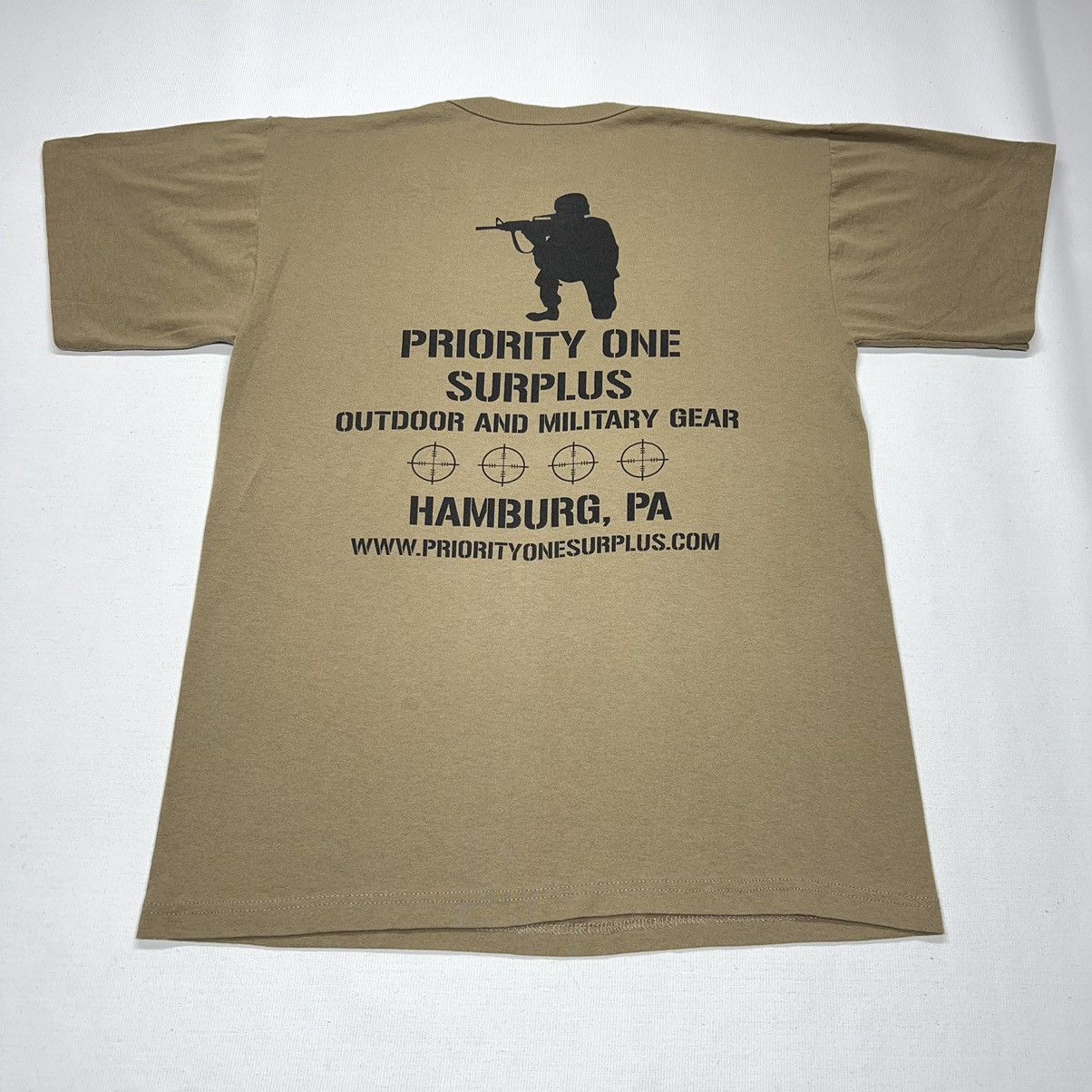 Vintage Surplus Tee Shirt Brown Military Gear Gun Flag Single Stitch Size US L / EU 52-54 / 3 - 1 Thumbnail
