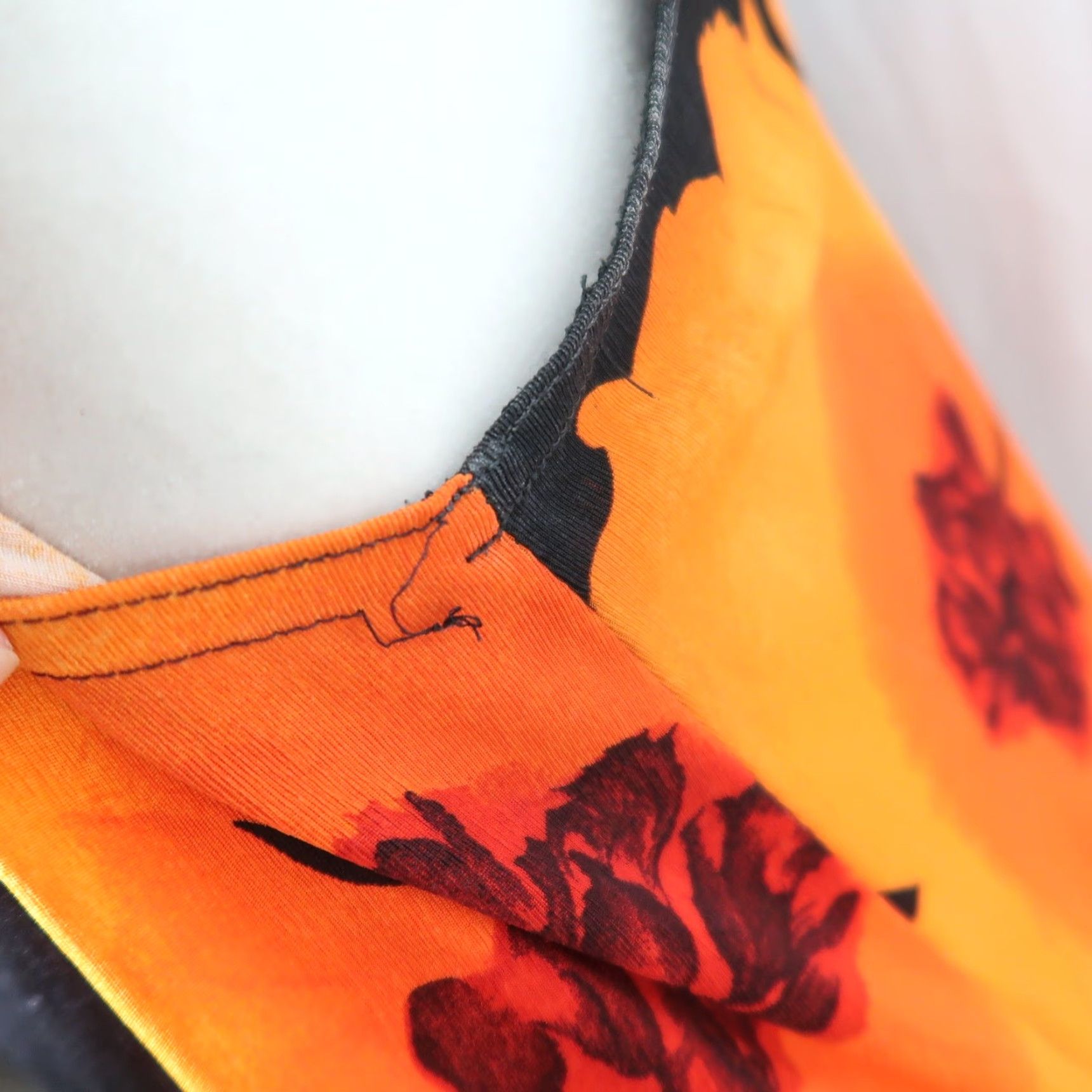 Vintage VINTAGE Pretty Woman Floral Jersey Mini Dress Sleeveless M Black Orange 90s Women Mens? Size M / US 6-8 / IT 42-44 - 4 Thumbnail