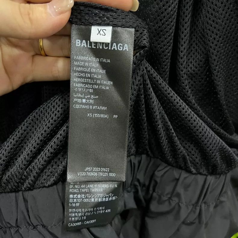 Balenciaga Balenciaga Black embroidery small logo jacket Size US XS / EU 42 / 0 - 4 Thumbnail