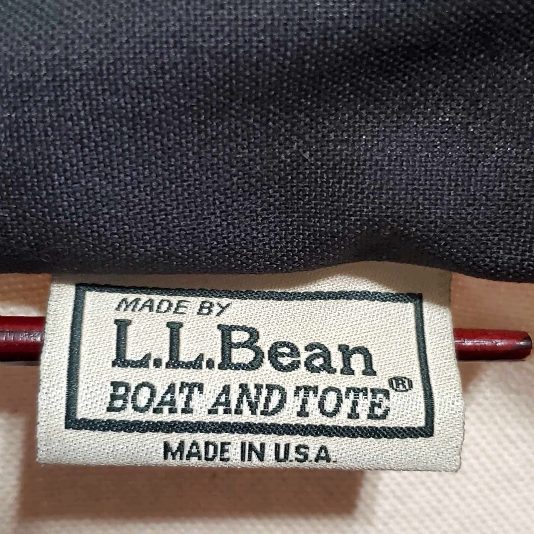 Vintage VINTAGE L.L. Bean Tote Medium Woman Zip Boat USA Embroidered Canvas Tote Zipper Close Top Size M / US 6-8 / IT 42-44 - 2 Thumbnail