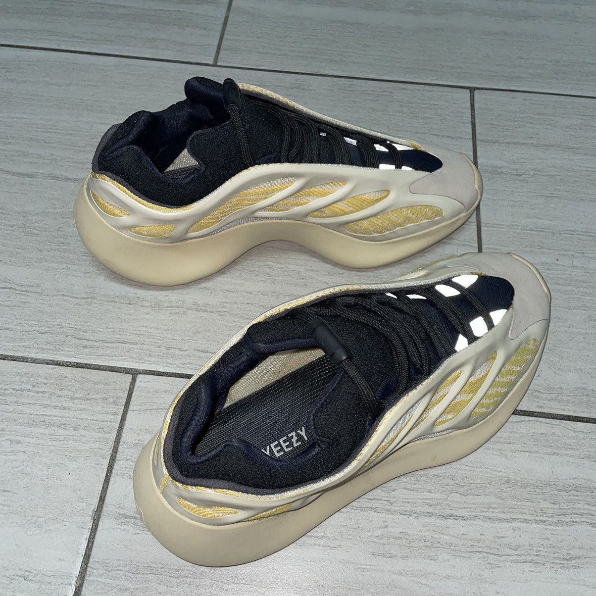 Adidas × Kanye West × Yeezy Yeezy V3 Size 8.5 Size US 8.5 / EU 41-42 - 6 Thumbnail