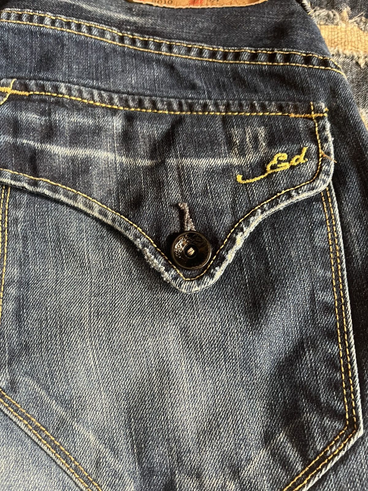 Ed Hardy ED HARDY LOT 2010 RAW DENIM JEANS 34 STRAIGHTLEG / BAGGY Size US 32 / EU 48 - 10 Thumbnail