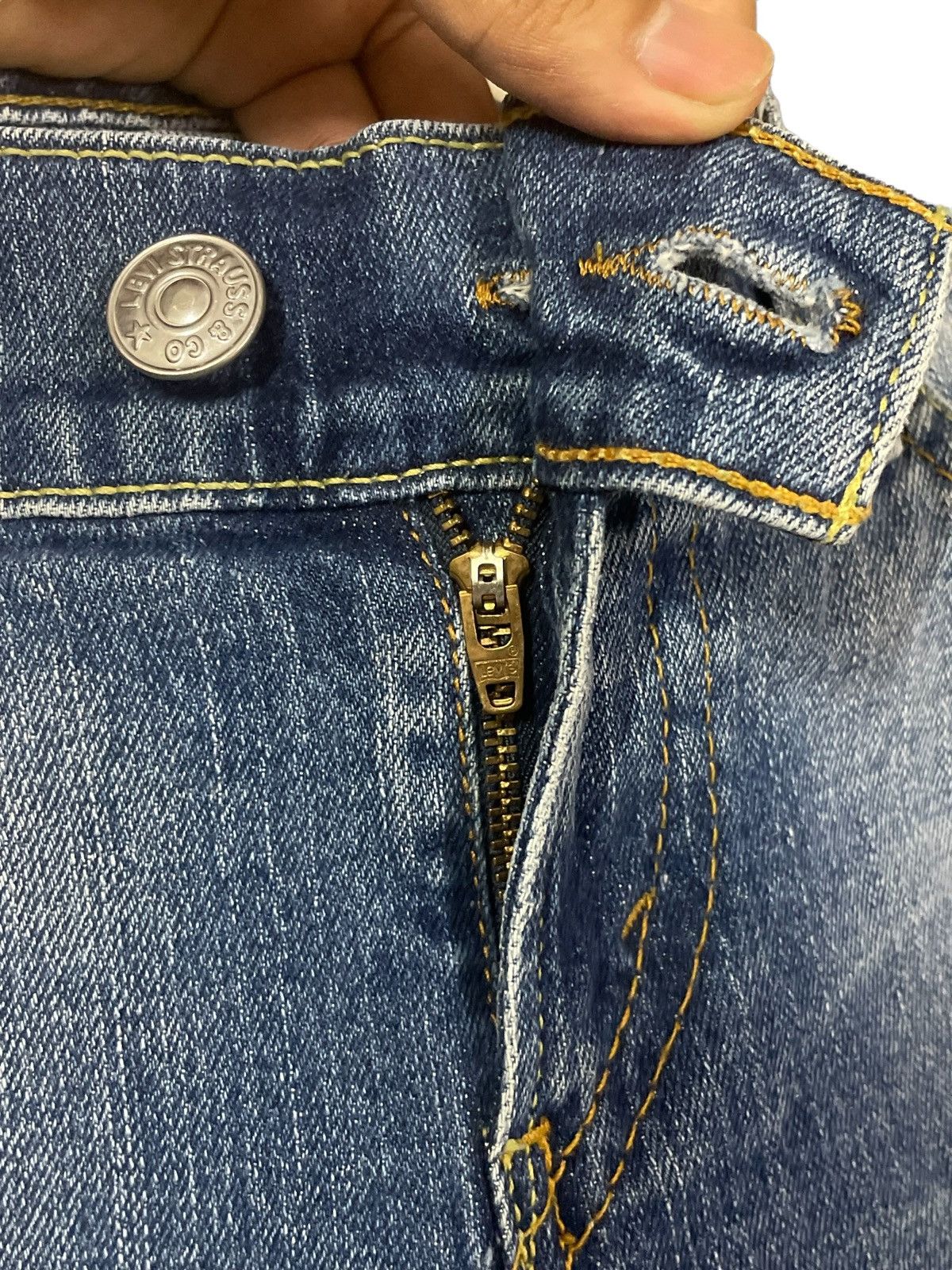 Levi's Vintage Y2K Levi’s 504 Slouch Low Rise Flare Jeans #187 Size 29" - 11 Thumbnail