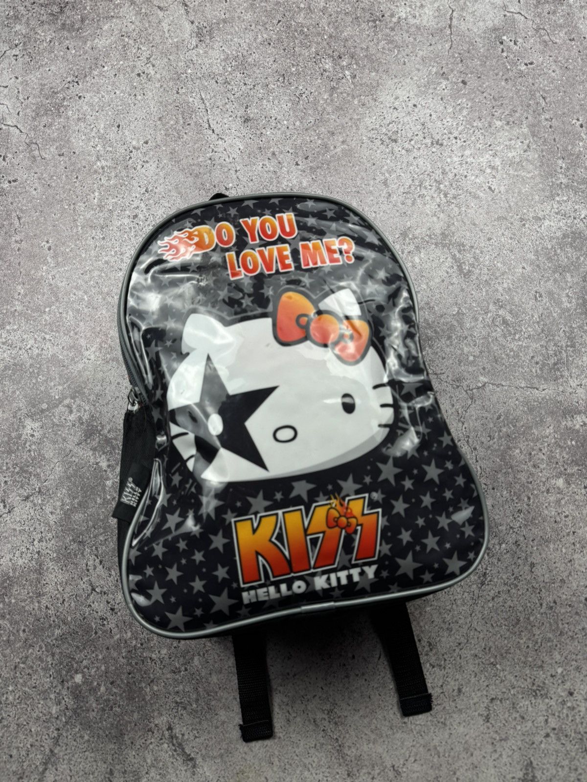 Japanese Brand VINTAGE SANRIO HELLO KITTY 2000s KISS PRINT MINI BACKPACK Size ONE SIZE - 2 Thumbnail