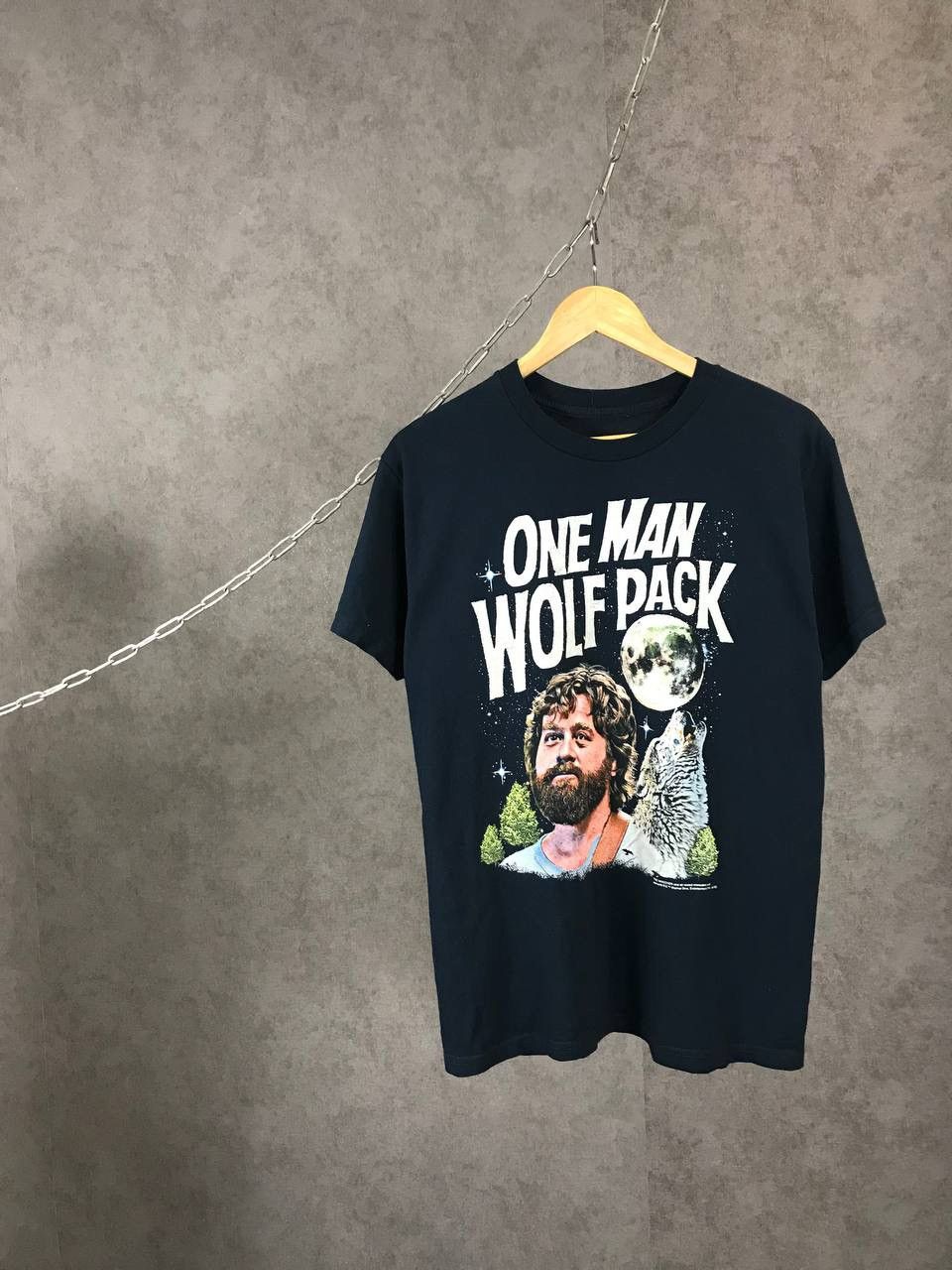 Other One Man Wolf Pack American movie humor tee Size US M / EU 48-50 / 2 - 1 Thumbnail
