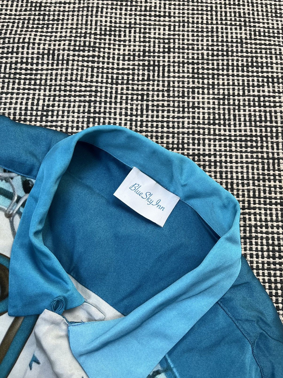 Blue Sky Inn Blue sky inn viscose made in Italy button up shirt Size US S / EU 44-46 / 1 - 3 Thumbnail