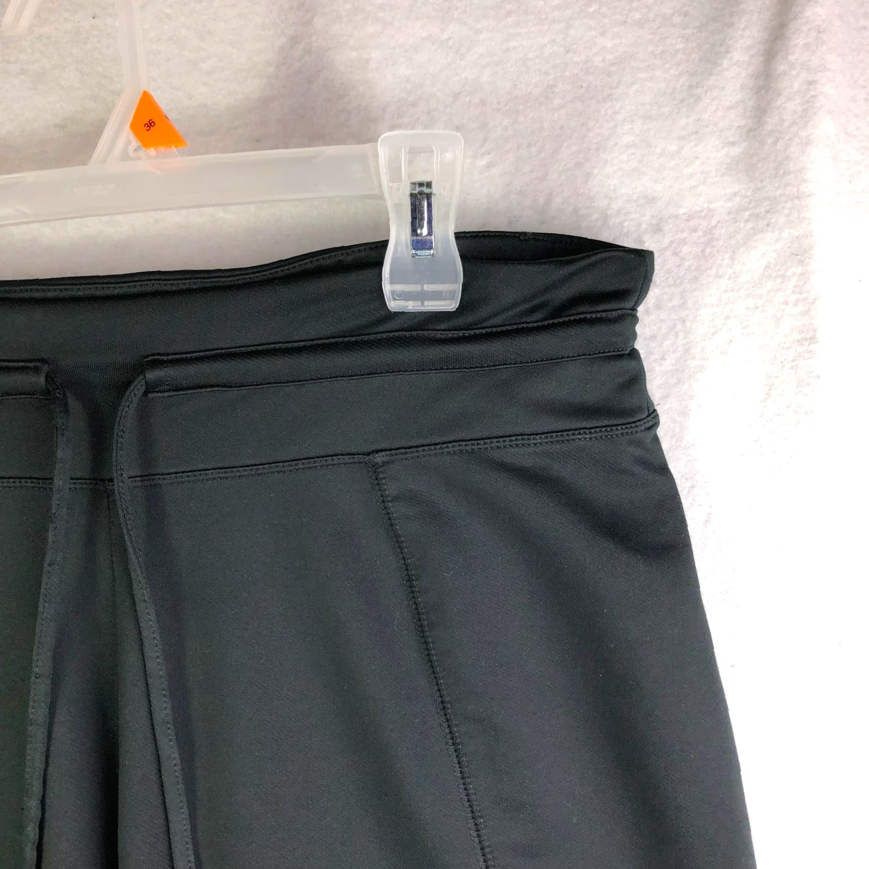 Nike Nike Fit Dry Black Yoga Pants Womens M (8-10) Polyester Spandex Pants Nike Dri-FIT Activewear Yoga 27in Inseam Womens Size 24" / US 00 / IT 34 - 3 Thumbnail