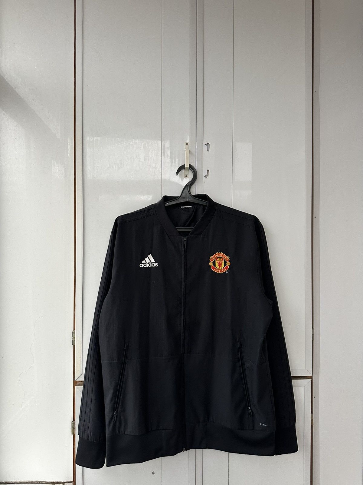 Adidas Vintage Adidas Manchester United 2018 Jacket Zip Size US L / EU 52-54 / 3 - 1 Thumbnail