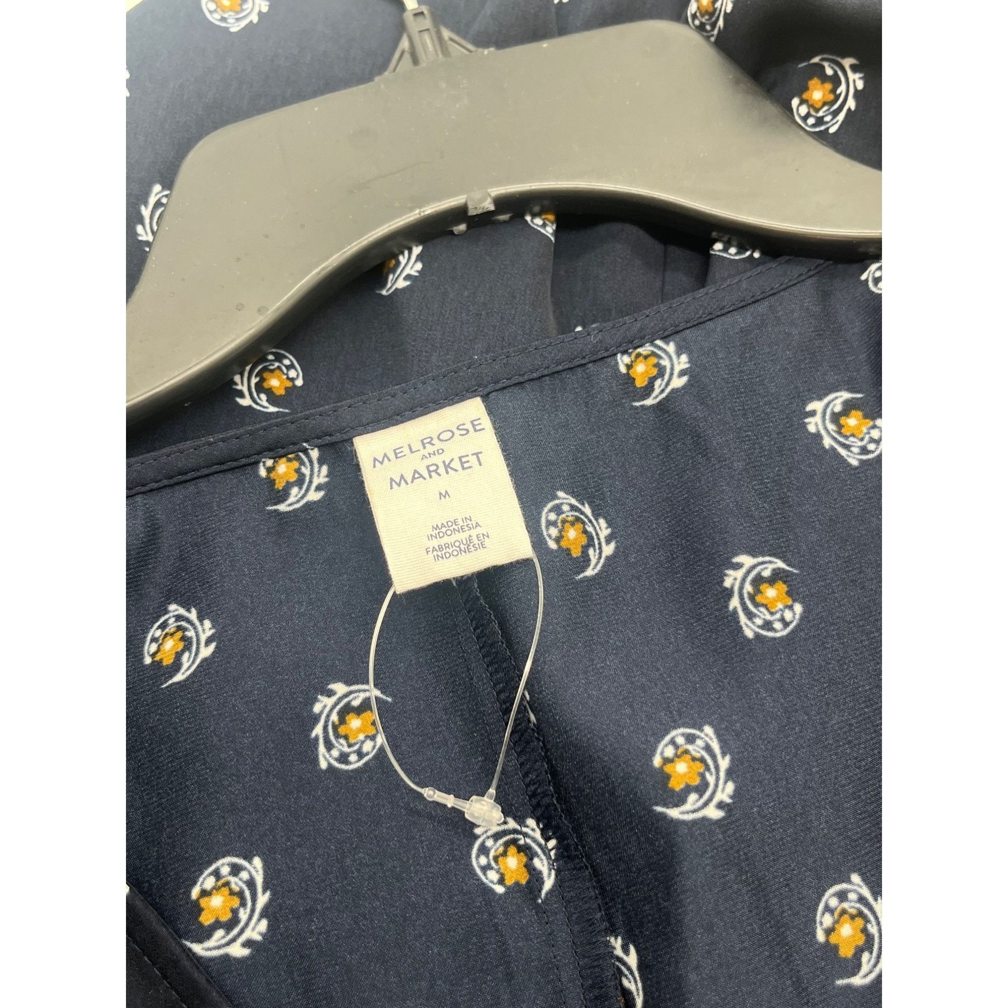 Other Melrose and Market Cinched Front Top In Navy Esme Clip Flora Size M / US 6-8 / IT 42-44 - 6 Thumbnail