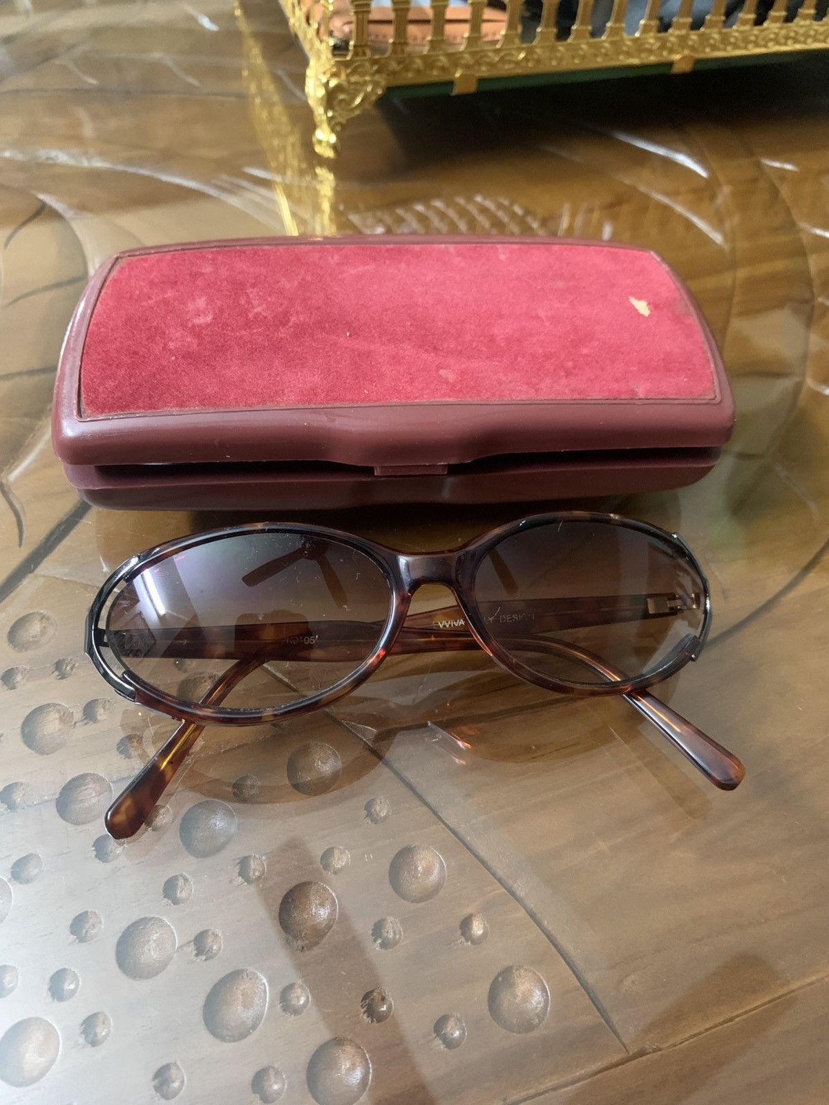 Vintage Vintage sunglasses Italy design Size ONE SIZE - 1 Thumbnail