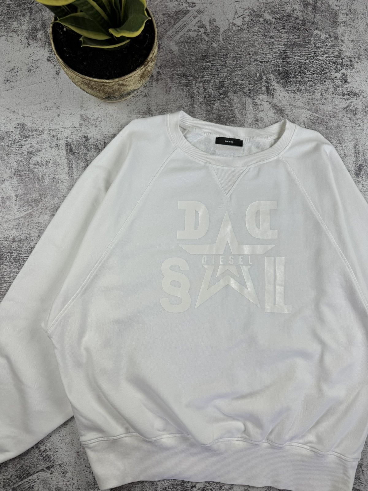 Diesel Diesel Vintage Y2K Relaxed Baggy White Big Logo Sweatshirt Size US XL / EU 56 / 4 - 3 Thumbnail
